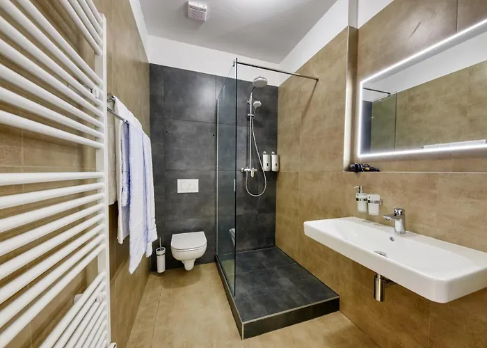 The Triple For Large Group Appartement *